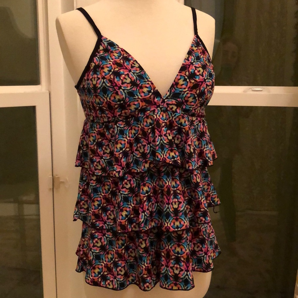 Swim top multi colored with padding